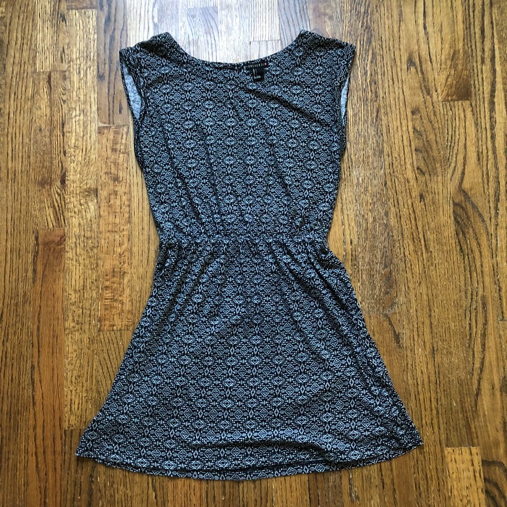 Forever 21 Dress Open Back Dress